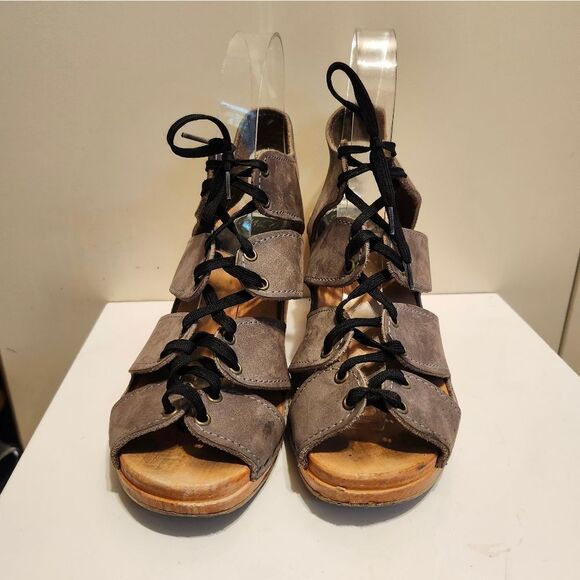 No. 6 Taupe Nubuck Leather Lace Up Corset Open Toe Wood Clogs Sz.6/36  Ret.$260 - Picture 5 of 13